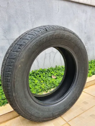 Pneu Bridgestone Dueler 215/65r16 98 T