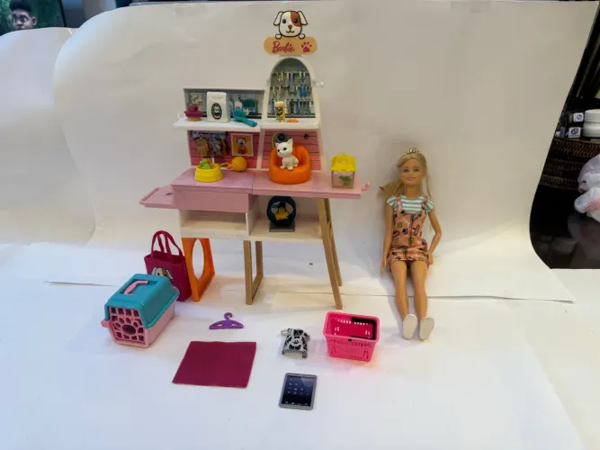 Barbie Play Set Estação Pet Shop