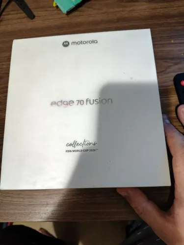 Moto Edge 70 Fusion Edição Copa do Mundo 2026