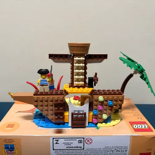 Lego 40589 Pirate Ship Playground