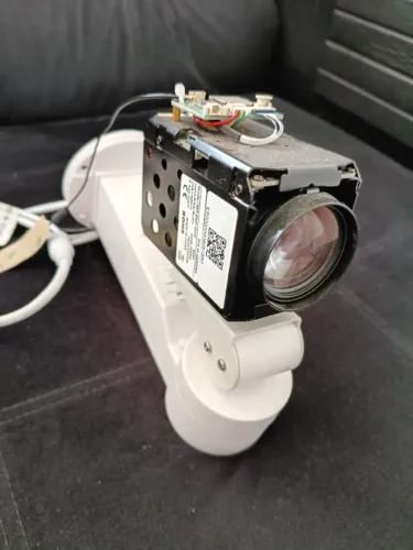 Camera segurança zoom 180 x com wi-fi e pan tilt