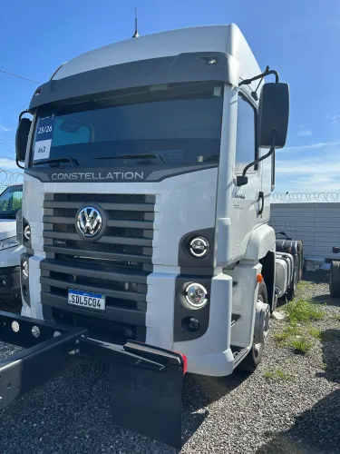 Volkswagen Constellation 25.480 6x2