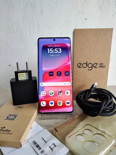 Vendo Motorola Edge 50 Pro (256GB,24ram) Original. Completo. Sem defeito