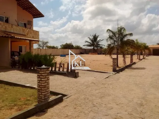 Belissima chácara de 3000m² com Casa Duplex Geminada em Pium/RN