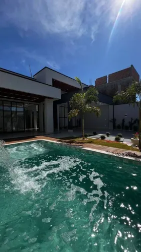 Casa com 3 dormitórios à venda, 198 m² por R$ 1.350.000,00 - Parque das Flores - Goiânia/G
