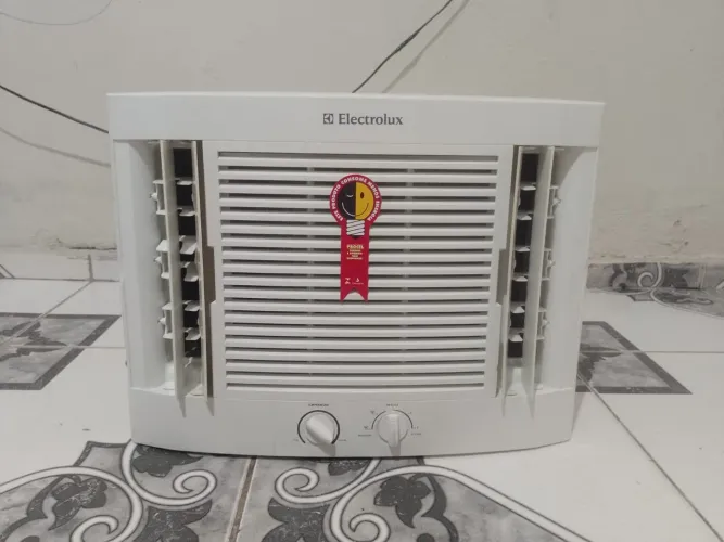 Vende-se ar condicionado 10 mil btus