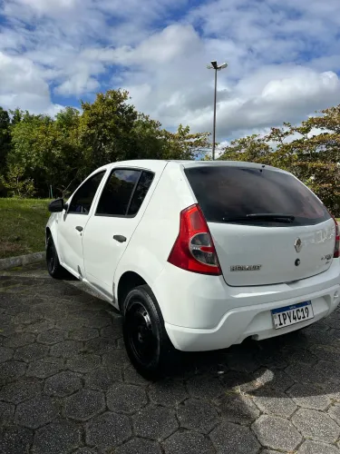 Renault Sandero Authentique Hi-flex 1.0 16V 5P 2010