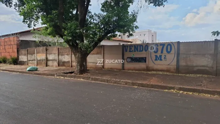Terreno à venda, Santos Dumont, Uberaba, MG
