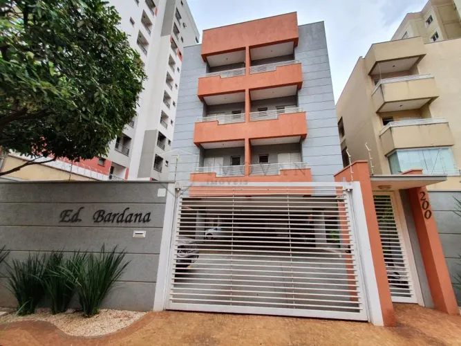 Apartamento Padrão em Ribeirão Preto