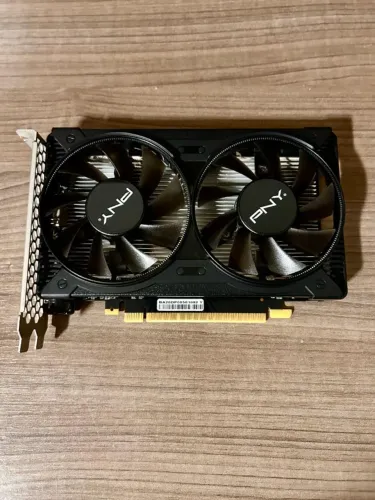 Placa de Vídeo PNY Geforce GTX 1650 Dual Fan, com 4Gb GDDR6 (Usada)