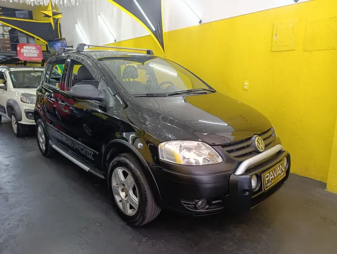 Volkswagen Crossfox 1.6 MI Total Flex 8V 5P 2006