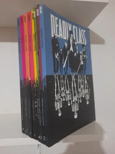 Coleção Deadly Class (8 volumes)