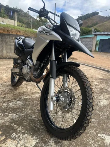 Xre 300, moto sem detalhes, 31.400 kms originais 