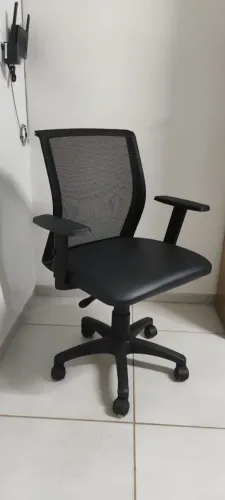 Cadeira Frisokar Nova