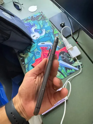 iphone 11 64 GB - sem FACE ID