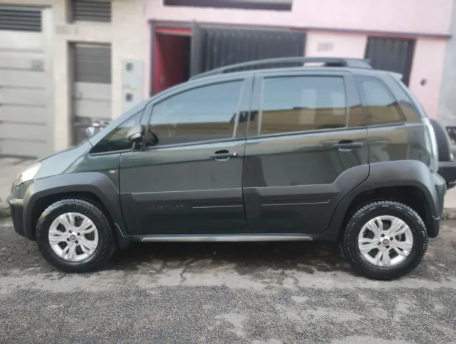 Fiat Idea Adv./ Adv.lock.dualogic 1.8 Flex 5P 2012