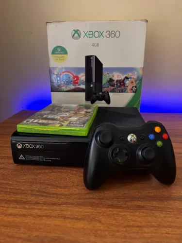 Xbox 360 seminovo (muito conservado)