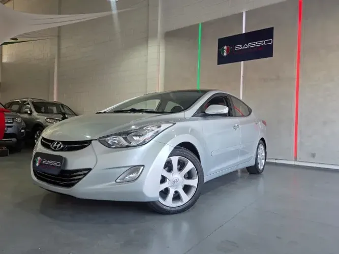 Hyundai Elantra GLS 1.8 16V Aut. 2012