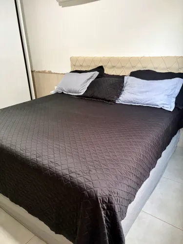 Cama Box Super King (colchão + Box) 193x203x60 de Molas Ensacadas Cama Premium Bege