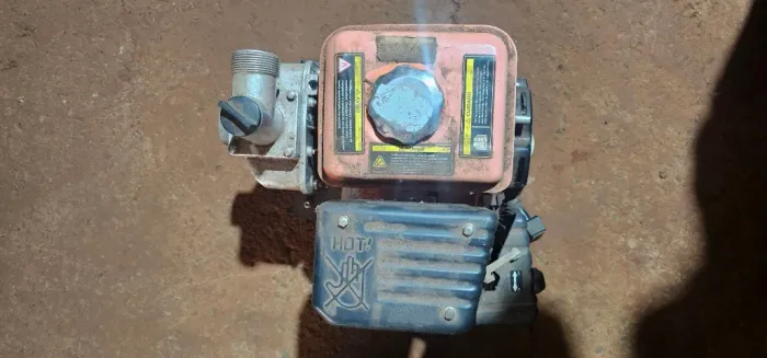 Motobomba a Gasolina BANDAI 2.8HP 98cc ? NO ESTADO