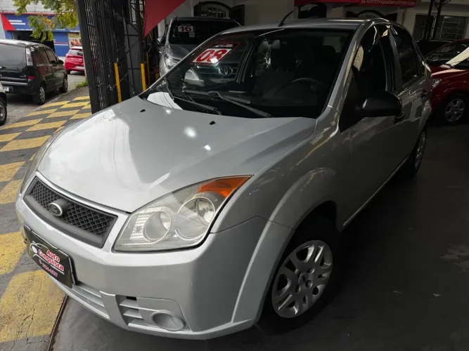 Ford Fiesta Sedan 1.0 8V Flex 4P 2008