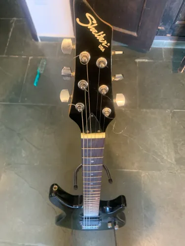Guitarra Shelter Usa HSS superstrato rara rock