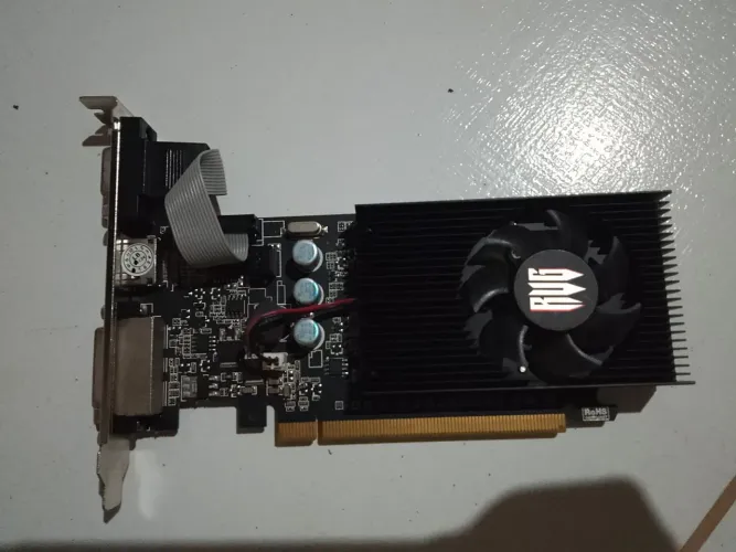 Placa de vídeo GT 210 1gb revenger