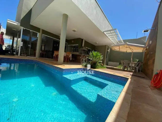Casa com 3 dormitórios à venda, 180 m² por R$ 900.000,00 - Residencial do Bosque - Mogi Mi