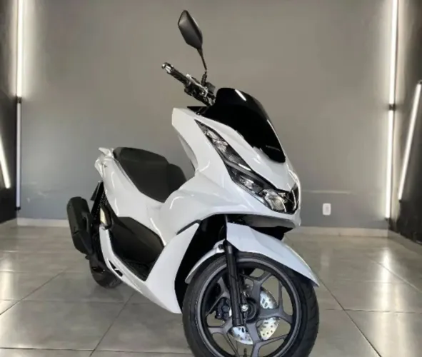 HONDA PCX 160 2026. Estado de 0KM Apenas 1.300 km rodados!!