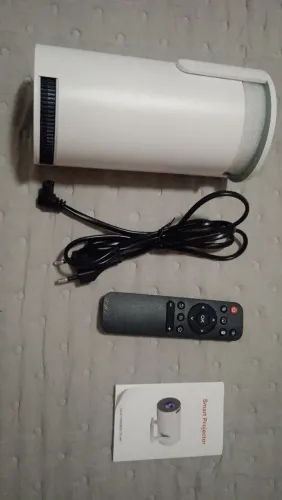 Projetor Smart semi novo