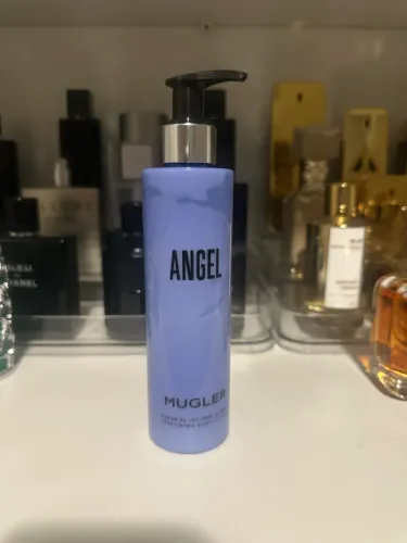 Creme angel Mugler