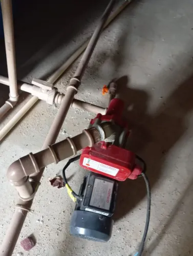 Pressurizador Komeco 220v 1/2