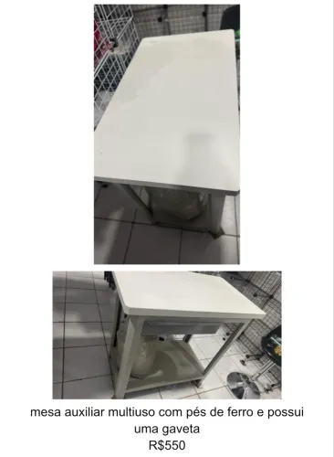 Mesa auxiliar com gaveta 