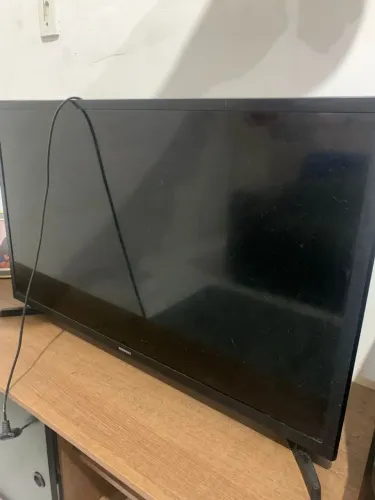 Tv Samsung 32 , para retirada de peças, Led queimado.