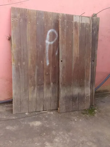Portão d madeira