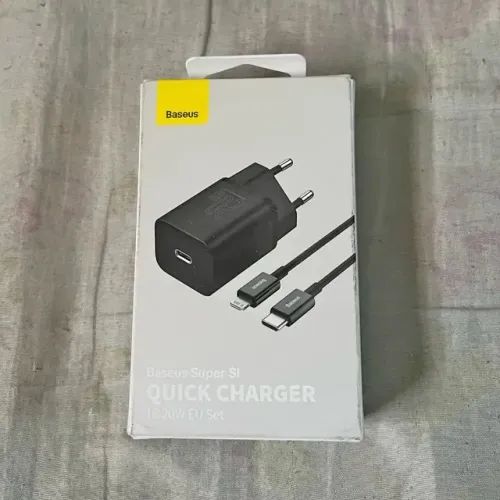 Baseus Carregador 20W Fonte + Cabo para Iphone