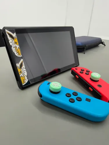 Vendo Nintendo Switch V1 Completo ou Troco por Xbox Series S ou PS5 mais volta