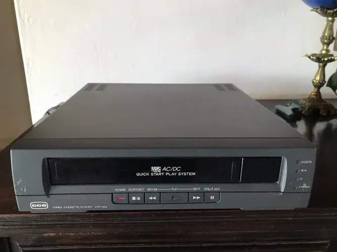 raro videocassete cce vpc-22x - leitor de vhs