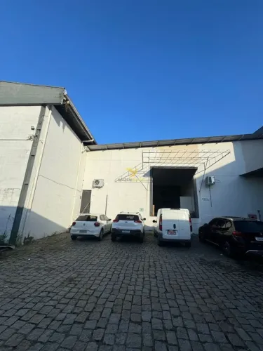 Galpão para locação | 1.500 m² | Serraria | São José/SC