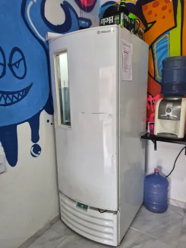 Freezer Vertical Tripla Ação Metalfrio 531 Litros VF55FT Branco - 220V