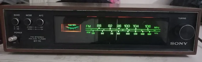 Sony ST-70 stereo tuner AM-FM