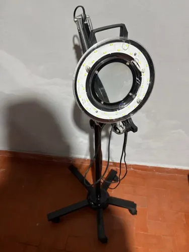 Luminária Articulada Lupa Estética 