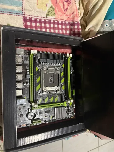 Placa mãe X79 XEON LGA 2011 v1 e v2
