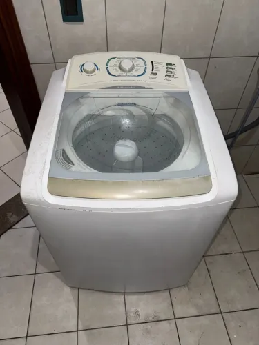 Máquina de Lavar Electrolux 15Kg - 127V