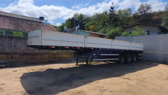 Carreta LS Randon Único Dono