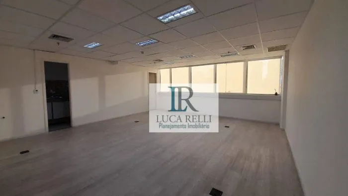 Sala para Locação com 47 m² | Edifício Montreal em Barueri/SP.