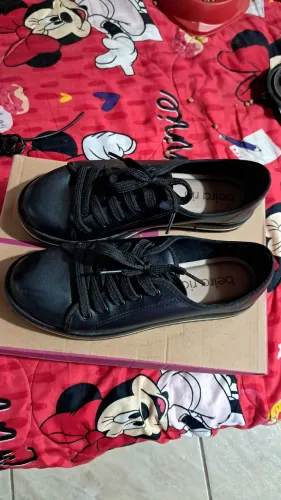 Vende se sapato n'35 novo 70 reais da Beira Rio