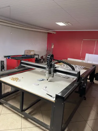 Cnc router 5 x 2 m e 3x2m 