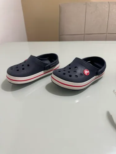 Crocs infantil