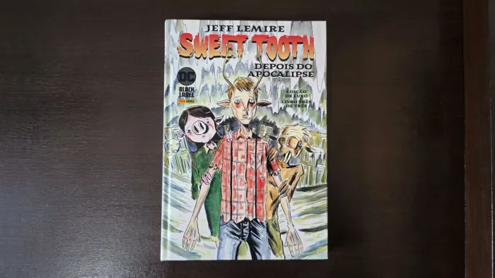 Sweet Tooth - Edição de Luxo Vol. 3 - DC Black Label - HQ Panini